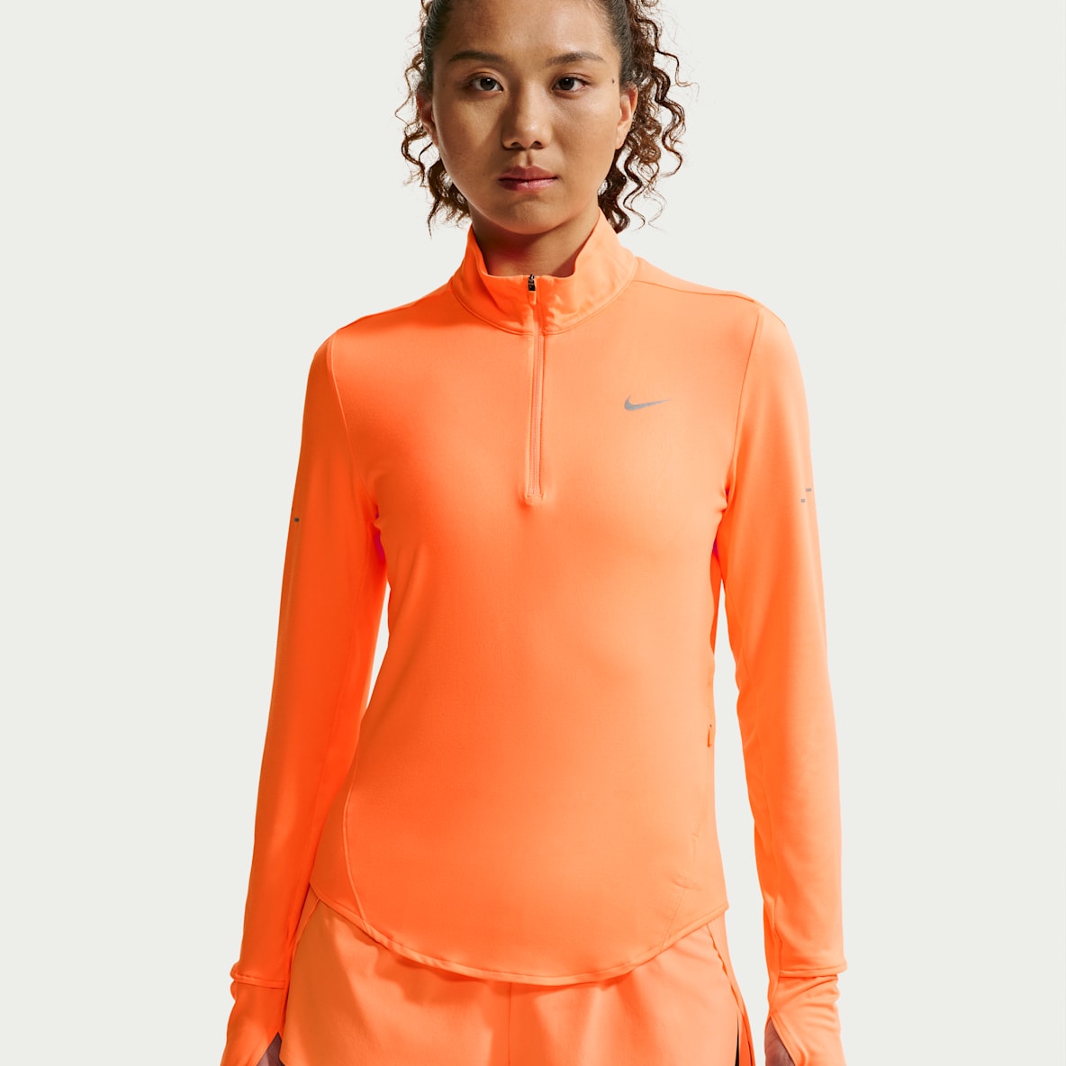 Nike DRI-FIT オレンジ ストライプ シャツ Nike Orange Dri-FIT Long Sleeve Shirts. Nike.com